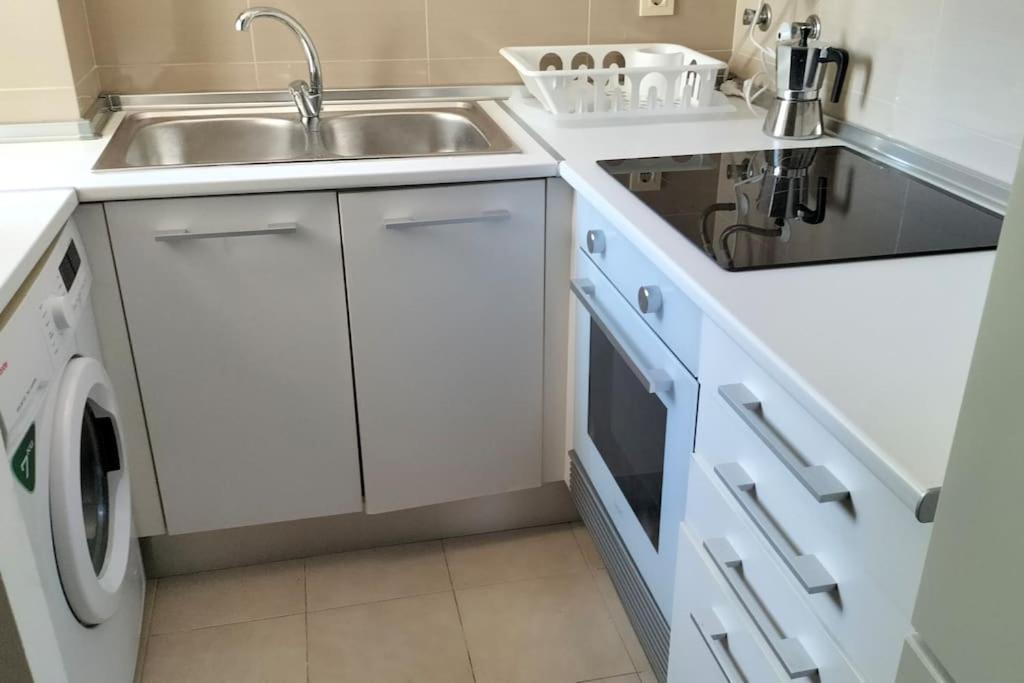 Estudio 52 Malaga Centrico Parking Gratuito Apartment Exterior photo
