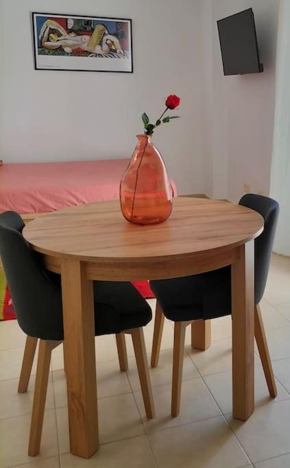 Estudio 52 Malaga Centrico Parking Gratuito Apartment Exterior photo